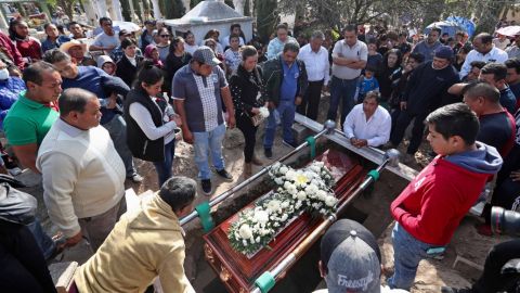 Sube a 85 el número de fallecidos por explosión de ducto en Hidalgo