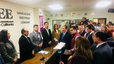 Conforman coalición Juntos Haremos Historia en BC