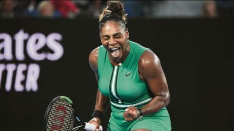 Serena Williams deja en el camino a la número uno