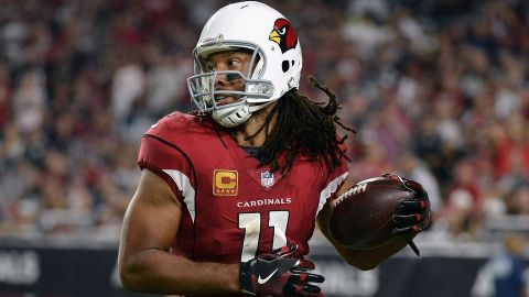 Larry Fitzgerald regresa a los Cardinals para 16ta temporada