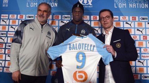 Marsella ficha a Balotelli hasta el final de la temporada