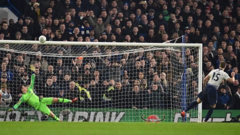 Chelsea vence en penales a Tottenham, alcanza final de Copa