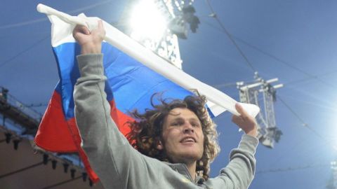 Suspenden por dopaje a 12 atletas rusos; destaca un campeón olímpico