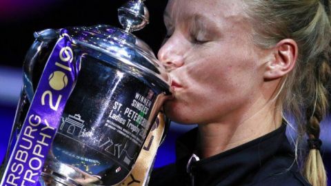 Bertens vence a Vekic y obtiene el título en San Petersburgo