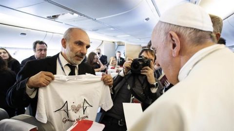 El papa Francisco llega a Abu Dabi