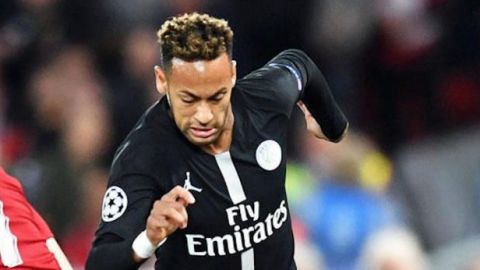 Arrecian las polémicas en torno al estilo de juego de Neymar