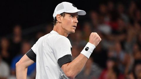 Berdych sufre para avanzar a semis en Montpellier