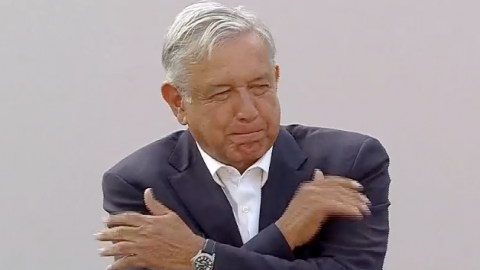 Gobierno no dará la espalda a los jóvenes: AMLO