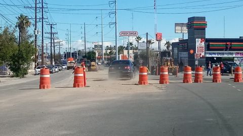 Cerraran calle del Hospital en Mexicali por remplazo de tubería