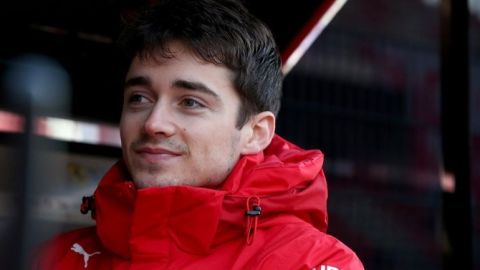 Charles Leclerc impresiona con Ferrari en segundo día de pruebas