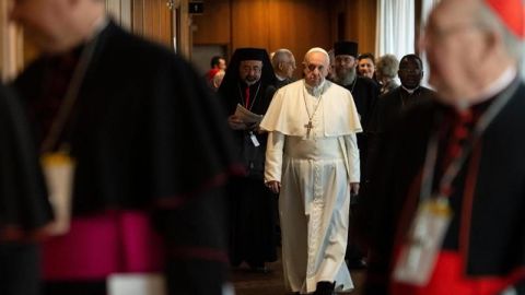 Cumbre vaticana sobre abusos ve necesario que los obispos rindan cuentas