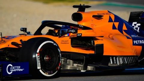 Incendio en el ''box'' de McLaren en Montmeló deja tres heridos leves