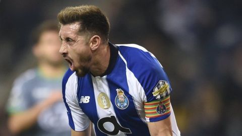 Héctor Herrera liquidó en la goleada del Porto al Tondela
