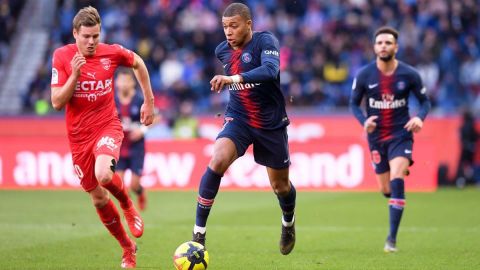 Mbappé sigue imparable, el PSG despacha 3-0 a Nimes