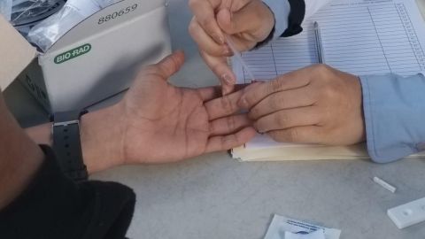 Aplican pruebas de VIH en preparatoria de Tijuana
