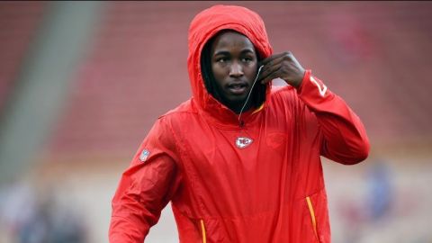 La NFL suspende ocho juegos a Kareem Hunt por violencia