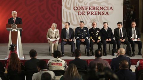 Nieto presenta denuncia ante Fepade por "campaña negra" contra AMLO