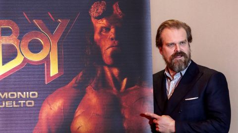 David Harbour promociona "Hellboy" en México