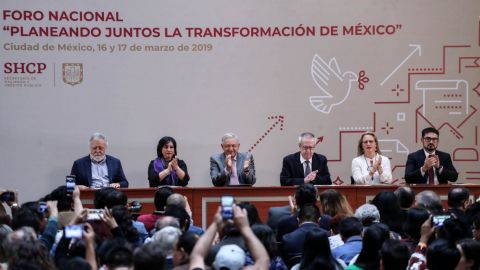 "Que Estado ya no proteja a los 'intelectuales orgánicos'", dice AMLO