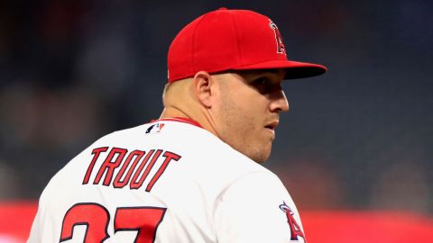 Trout pacta extensión de US$430 millones