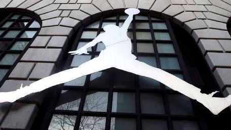 Corte Suprema no intervendrá en disputa sobre imagen de Michael Jordan