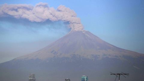 No hay situación de peligro por el Popocatépetl: AMLO
