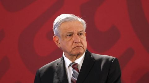 Llama AMLO a trabajar en contra de la corrupción