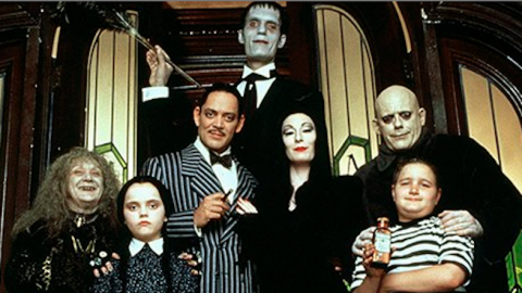 Lanzan el primer póster de "The Addams Family Halloween"