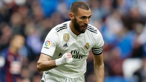 Benzema rescata el orgullo