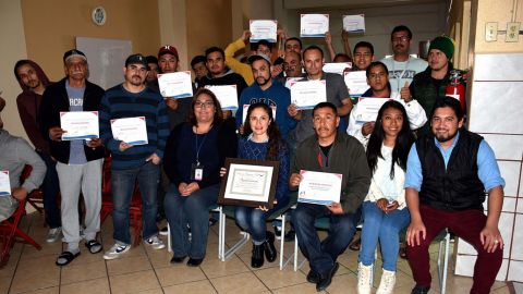 Apoyan a adictos de Rosarito con rehabilitación