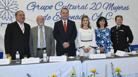 Reconoce Grupo 20 Mujeres de Ensenada a Heberto Peterson Legrand