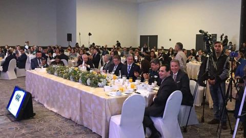 Gabriel Camarena, toma protesta como nuevo presidente de CCE