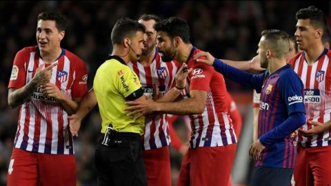 Ocho partidos a Diego Costa por su expulsión en el Camp Nou