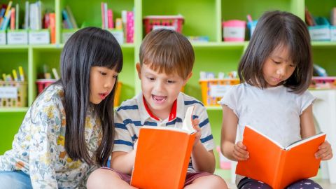 Censuran libros infantiles por "tóxicos" en España