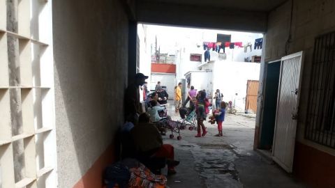 Reportan disturbios en albergues de Mexicali