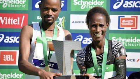 Etíopes arrasan en Maratón de París