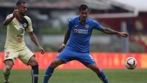 América y Cruz Azul se entregan pero empatan sin goles en el estadio Azteca