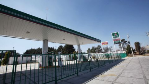 Cerrada, gasolinera que vendía el litro a $15.71 en Edoméx