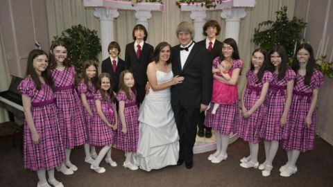 Cadena perpetua para matrimonio de EE.UU. que torturó a sus 13 hijos