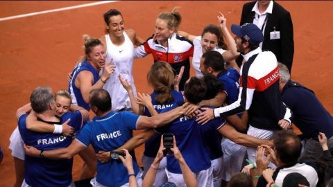 Australia y Francia se verán las caras en la Final de la Fed Cup