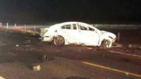 Mueren calcinadas 5 personas en choque de autos en Sonora