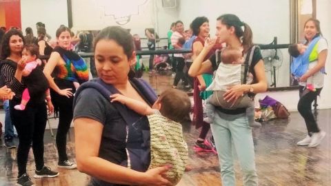 Danzan con bebés en Ensenada