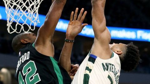 Irving y Horford ponen adelante a Celtics ante Bucks