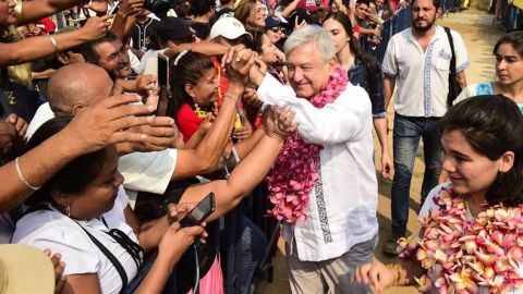 AMLO promete que no habrá sobrecosto en Santa Lucía