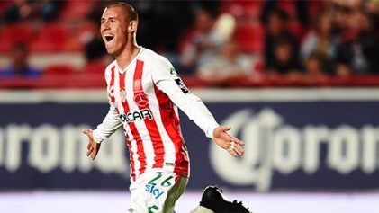 Necaxa ganó y evitó a La Fiera