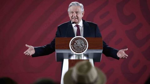 AMLO sugiere dar terapias contra la enfermedad de la corrupción