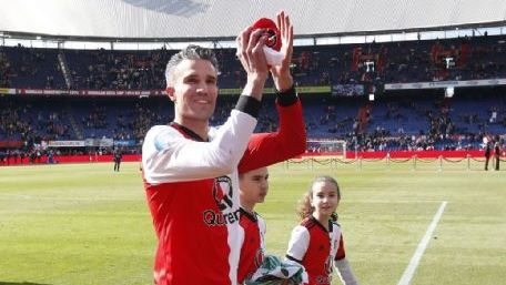 Robin van Persie pone fin a su carrera con Feyenoord