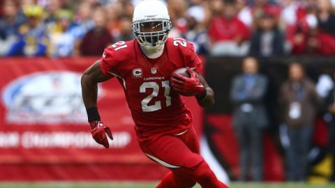 Peterson de Cardinals suspendido seis juegos