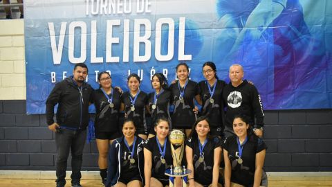 Coronan campeones en 3er Torneo Benito Juárez