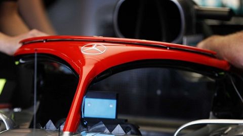 Mercedes lucirá un halo rojo en homenaje a Lauda